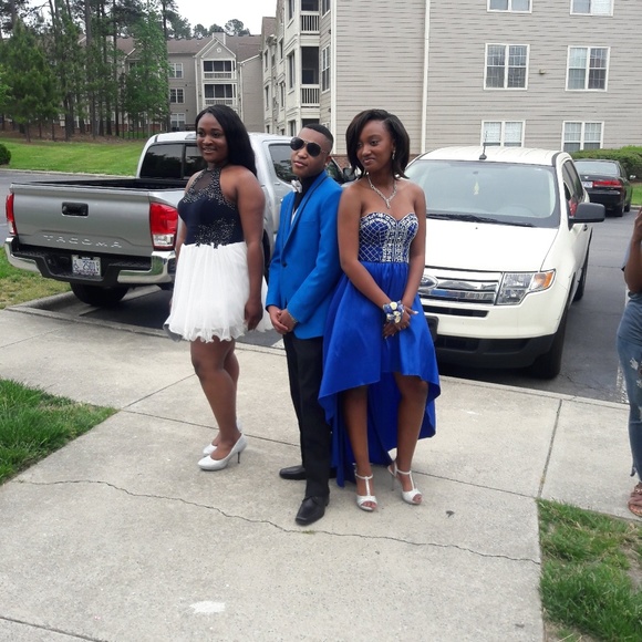 Prom dress - Picture 7 of 8